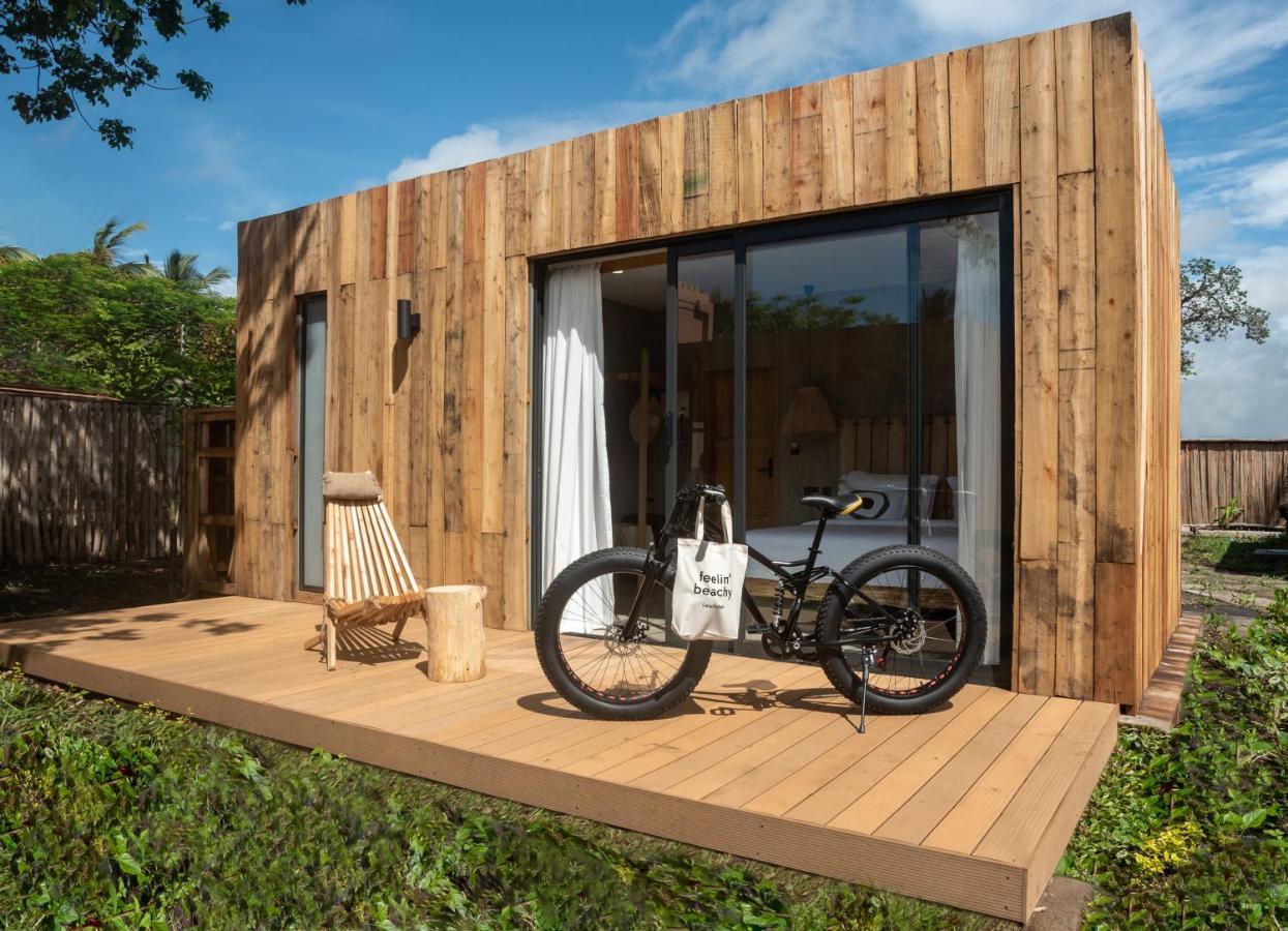Lalagalu - Beachfront Ecocabins Diani Beach Dış mekan fotoğraf
